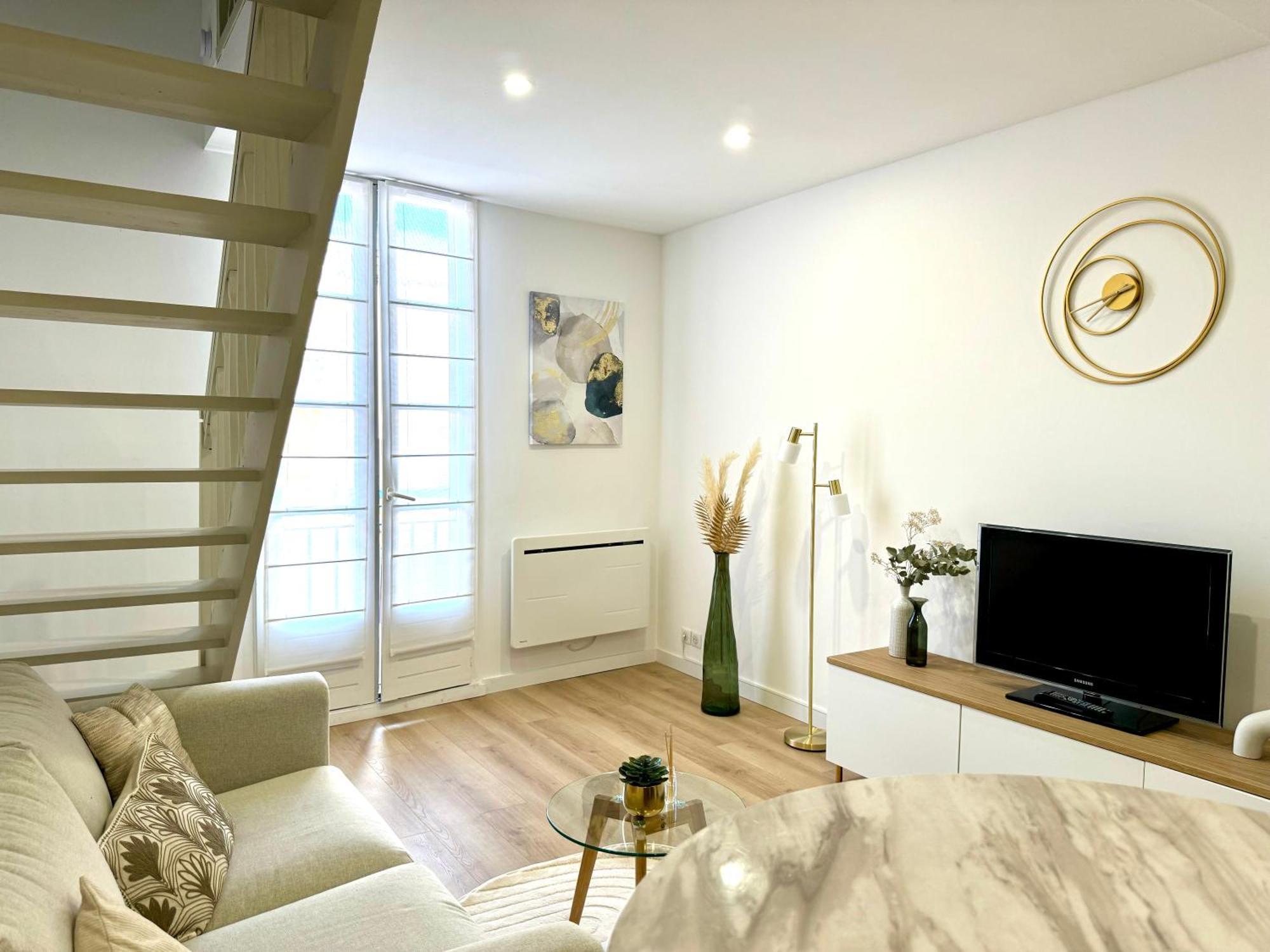 Au Golden Duplex - Centre - Clim - Parking Apartment Narbonne Exterior photo